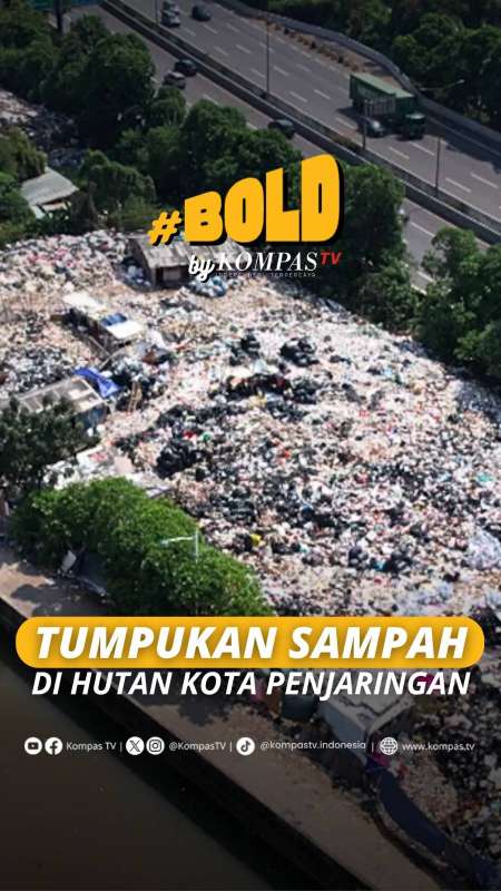 TUMPUKAN SAMPAH DI HUTAN KOTA PENJARINGAN