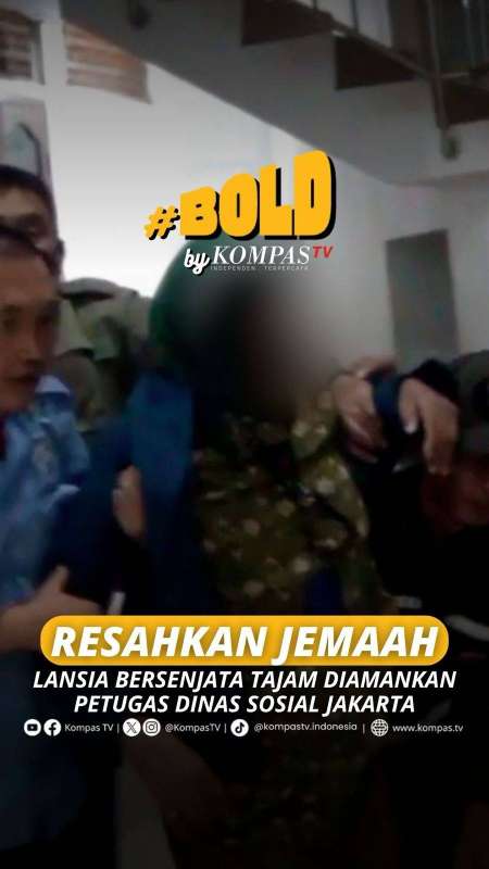 RESAHKAN JEMAAH, LANSIA BERSENJATA TAJAM DIAMANKAN PETUGAS DINAS SOSIAL JAKARTA