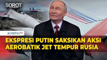 Ekspresi Presiden Putin Saksikan Aerobatik Jet Tempur di 81 Tahun Hari Kemenangan Rusia