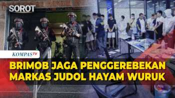Brimob Bersenjata Lengkap Jaga Penggerebekan Markas Judol Di Hayam Wuruk