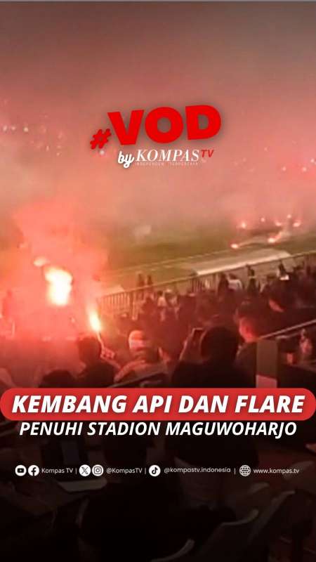 KEMBANG API DAN FLARE PENUHI STADION MAGUWOHARJO