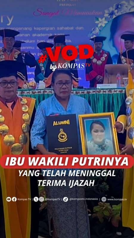 IBU WAKILI PUTRINYA YANG TELAH MENINGGAL TERIMA IJAZAH