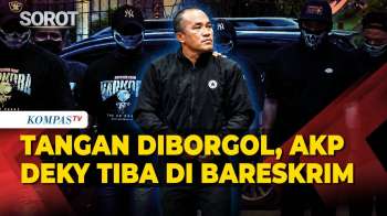 AKP Deky Tersangka Kasus Jaringan Peredaran Narkoba di Kutai Barat Tiba di Bareskrim Polri