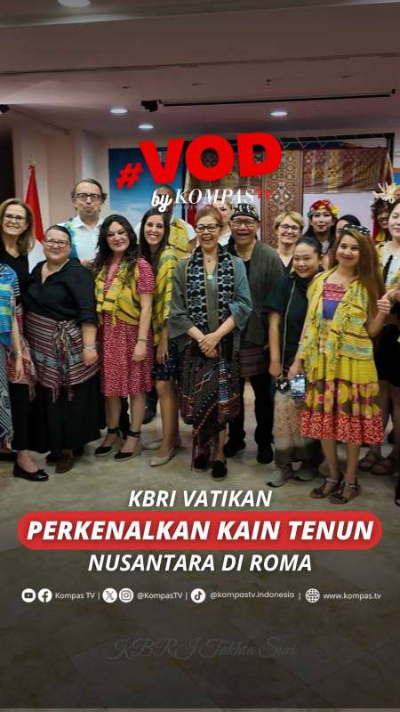 KBRI VATIKAN PERKENALKAN KAIN TENUN NUSANTARA DI ROMA 