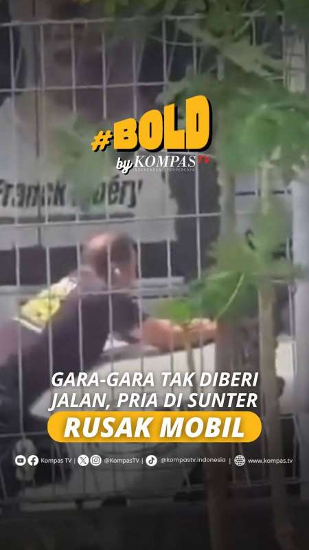 GARA-GARA TAK DIBERI JALAN, PRIA DI SUNTER RUSAK MOBIL PENGENDARA LAIN
