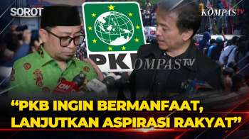 Beri Pesan Sambil Pegang Pundak! Roy Suryo Desak PKB Proses Aspirasi Rakyat Soal Ijazah Gibran