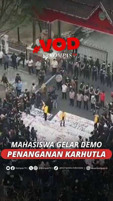 MAHASISWA GELAR DEMO PENANGANAN KARHUTLA