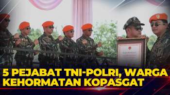 [FULL] 5 Pimpinan TNI hingga Polri Diangkat Jadi Warga Kehormatan Kopasgat TNI AU