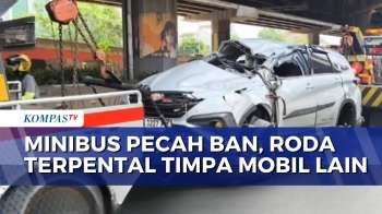 Kecelakaan Tunggal Minibus Di Tol Wiyoto Wiyono Akibat Pecah Ban, Roda Terpental Timpa Mobil Lain