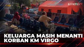 Keluarga Korban KM Virgo Bertahan Di Pelabuhan Trisakti Menanti Kabar