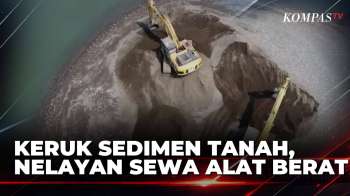 Nelayan Patungan Sewa Ekskavator Untuk Keruk Sedimentasi Tanah Di Pantai Puger | SAPA SIANG