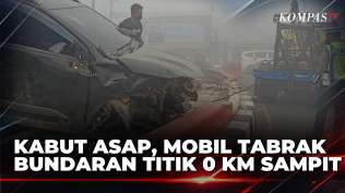 kabut-asap-karhutla-di-sampit-picu-kecelakaan-mobil-minibus-tabrak-bundaran-titik-0-km