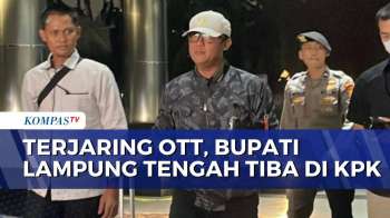Bawa Koper Biru, Bupati Lampung Tengah Yang Terjaring OTT Tiba Di Gedung KPK | KOMPAS MALAM