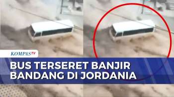 Detik-Detik Bus Terseret Banjir Bandang Di Yordania | BERUT