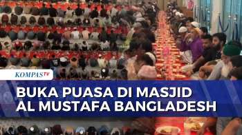 Suasana Berbuka Puasa 3.000 Jemaah Di Masjid Al Mustafa Dhaka Bangladesh