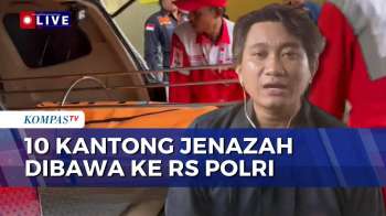 10 Kantong Jenazah Korban Kecelakaan Kereta Dibawa Ke RS Polri Untuk Identifikasi