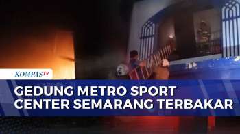 Kebakaran Gedung Metro Sport Center Semarang, Damkar Evakuasi 2 Orang Yang Sempat Terjebak