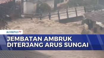 Jembatan Penghubung Di Bogor Ambruk Diterjang Banjir, Musala Ikut Roboh | KOMPAS MALAM