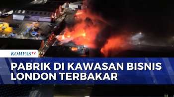 Kebakaran Besar Hanguskan Pabrik di London Utara, 150 Petugas Damkar Dikerahkan | BERUT