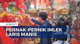 antusias-sambut-imlek-2025-warga-berburu-lampion-dan-amplop-angpao