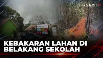 Kebakaran Lahan di Belakang SMK Negeri 4 Banjarbaru, Siswa Sempat Panik | BERUT