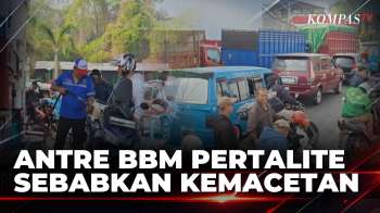 Warga Manado Antre Berjam-jam Demi Pertalite, Antrean di SPBU Picu Kemacetan | KOMPAS PETANG