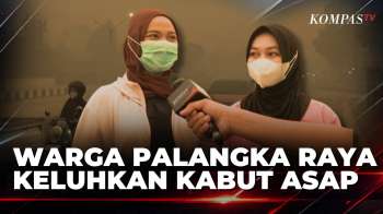 Menguning! Asap Pekat Selimuti Jalan Raya Hingga Masuk Ke Rumah Warga Di Palangka Raya | SAPA MALAM