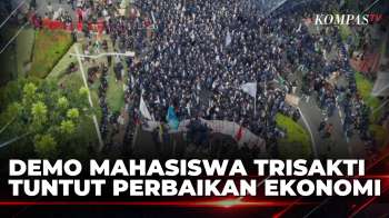 Visual Udara Aksi Demo Mahasiswa Trisakti Sampaikan Tritura | KOMPAS PETANG