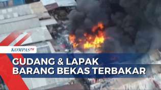 kebakaran-melanda-gudang-dan-lapak-barang-bekas-di-bekasi