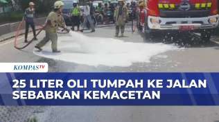25-liter-oli-tumpah-di-jalan-daan-mogot-petugas-damkar-langsung-bertindak