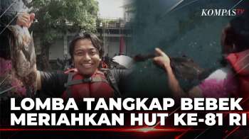 Keseruan Lomba Tangkap Bebek Meriahkan HUT RI | BERITA UTAMA