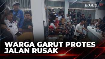 Warga Garut Datangi Gedung DPRD, Tuntut Perbaikan Jalan Rusak | KOMPAS PETANG