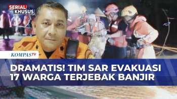 Evakuasi Dramatis Warga Agam Saat Banjir Deras Terjang Permukiman Di Malam Hari