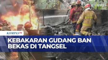 Gudang Ban Bekas Di Pondok Aren Tangsel Terbakar, 16 Unit Damkar Dikerahkan | SAPA MALAM