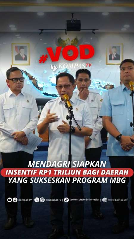 Kuasa Hukum Tunjukkan Ijazah Wapres Gibran Dari SD Hingga Sarjana