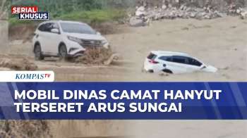 Mobil Dinas Camat Terjebak Di Jembatan, Akhirnya Hanyut Saat Sungai Meluap Di Gayo Lues