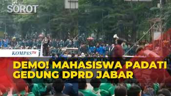 [FULL] Situasi Demo Mahasiswa Di Bandung, Gelar Aksi Depan Gedung DPRD Jabar
