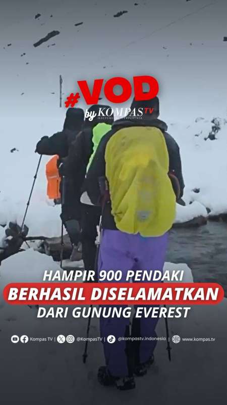 HAMPIR 900 PENDAKI BERHASIL DISELAMATKAN DARI GUNUNG EVEREST