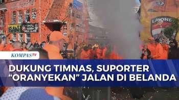 Suporter Timnas Belanda 'Oranyekan' Jalanan di Den Haag Jelang Lawan Jepang | SAPA MALAM